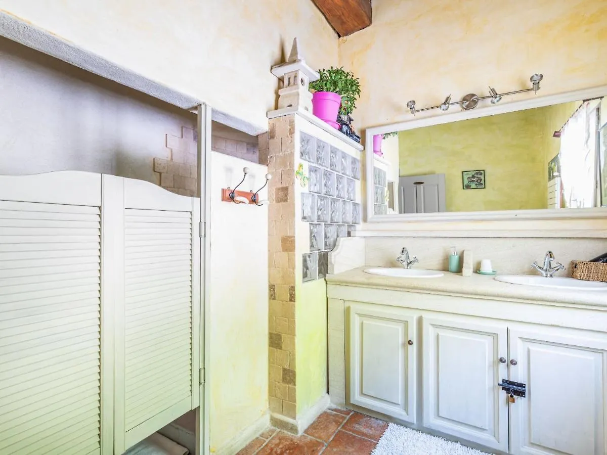Villa L'Oliveraie By Interhome Le Barroux